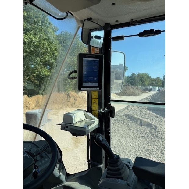 2019 Hitachi ZW220-6-44272184