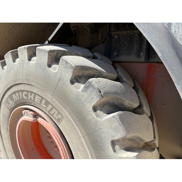 2019 Hitachi ZW220-6-44272185