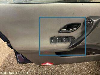 2003-renault-laguna-1394017-44279200