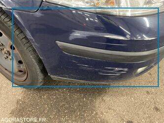2003-renault-laguna-1394017-44279203