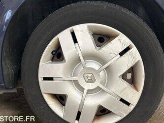 2003-renault-laguna-1394017-44279221