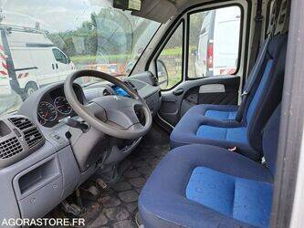 2003-peugeot-boxer-1394064-44279740