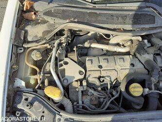 2008-renault-megane-1394066-44279763