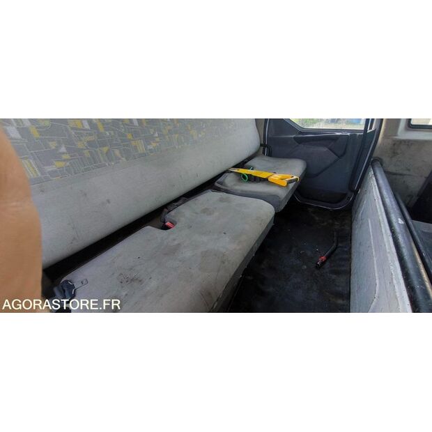 2002 رينو Midlum-44280072