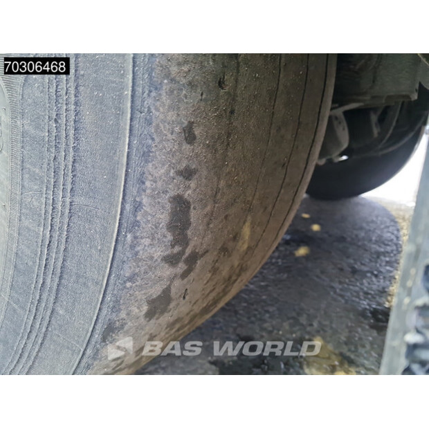 2015 باكتون ET3-44280447