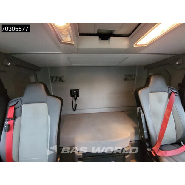 2018 رينو T440-44280688