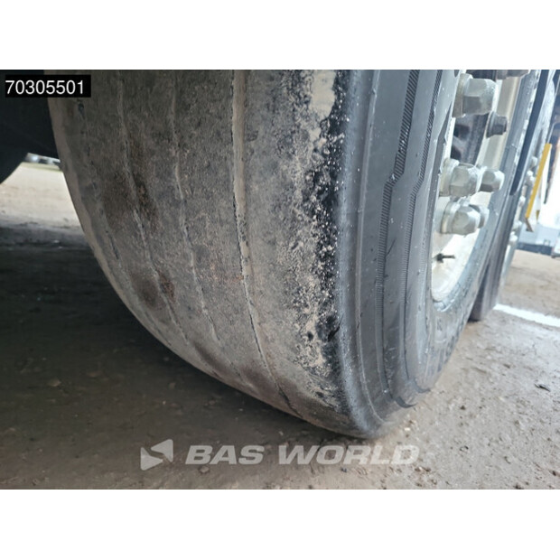 2017 Peischl OTHERS-44280760