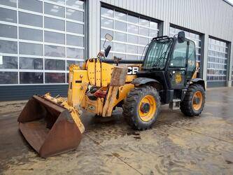 صورة ل رافعات 2011 جيه سي بي 540-170 للبيع في المملكة المتّحدة