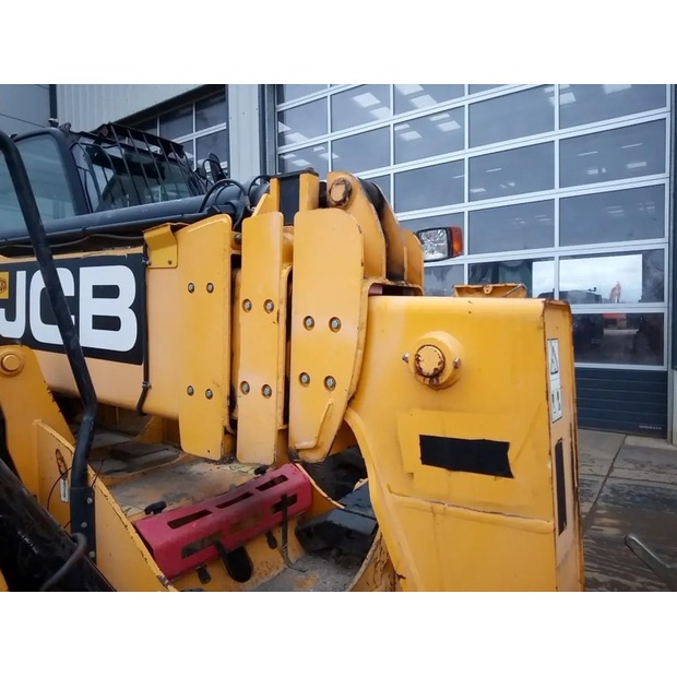 2011 JCB 540-170-44282590