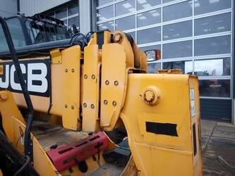 2011-jcb-540-170-1394120-44282590