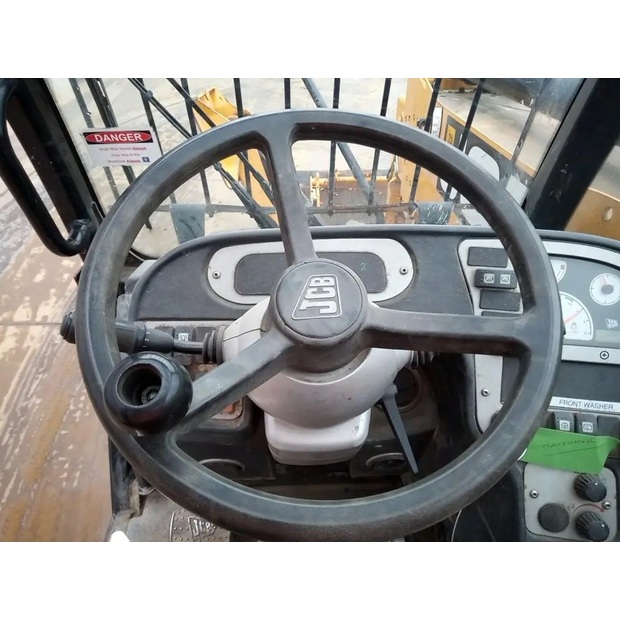 2011 JCB 540-170-44282593