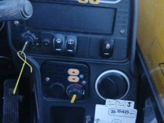 2017-jcb-540-140-1394123-44282617