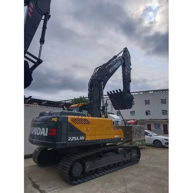 2025 هيونداي 225LVS-44282893