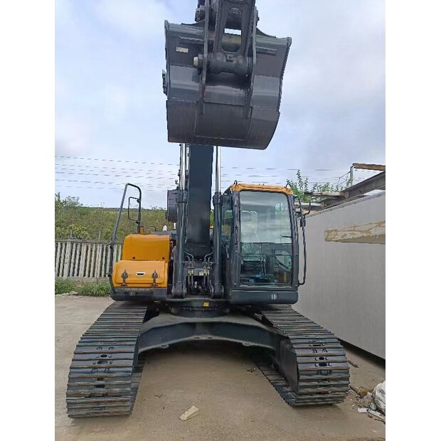 2025 هيونداي 225LVS-44282896