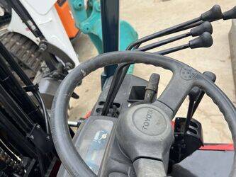 2022-toyota-fd35-44282904