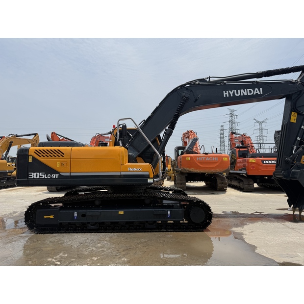 2024 Hyundai 305LC-9T-44282914