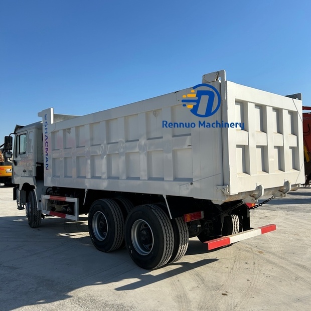 2023 شاكمان F2000-44282934