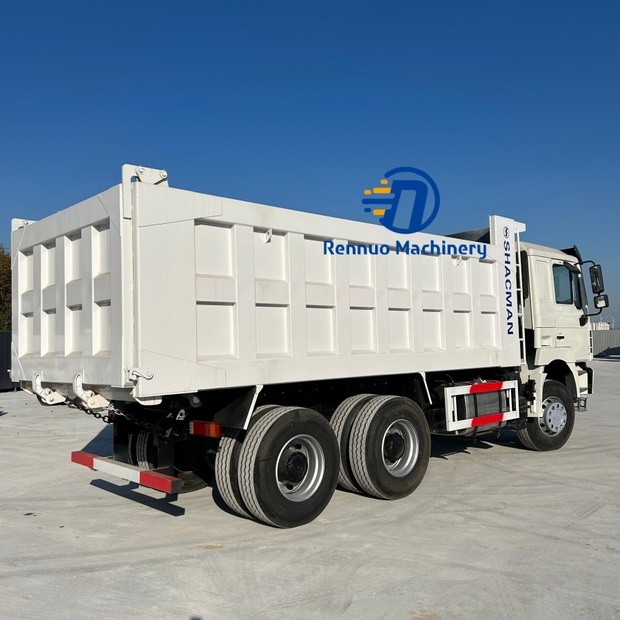 2023 شاكمان F2000-44282935