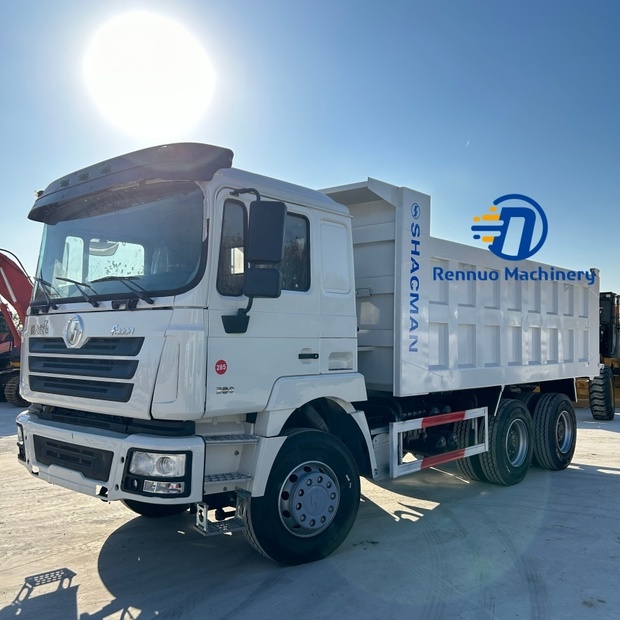 2023 شاكمان F2000-44282937