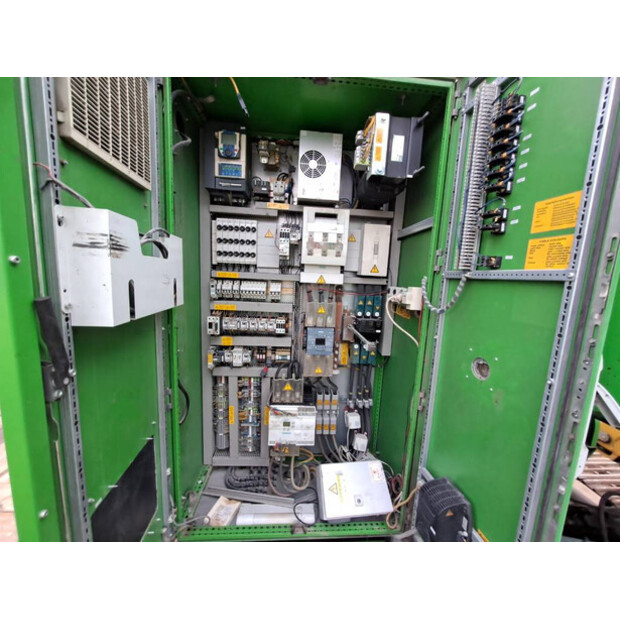 2013 سينيبوجين 825D-44283168