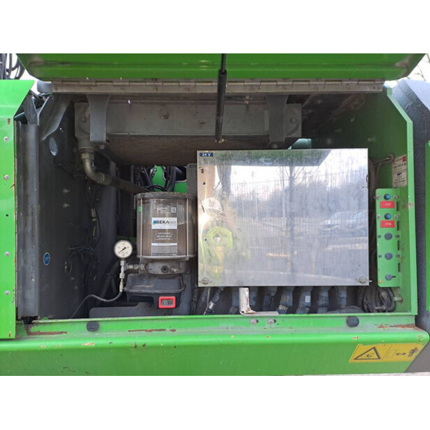 2013 سينيبوجين 825D-44283171