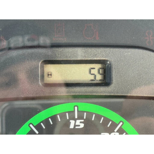 2025 CASE 570SV-44283302