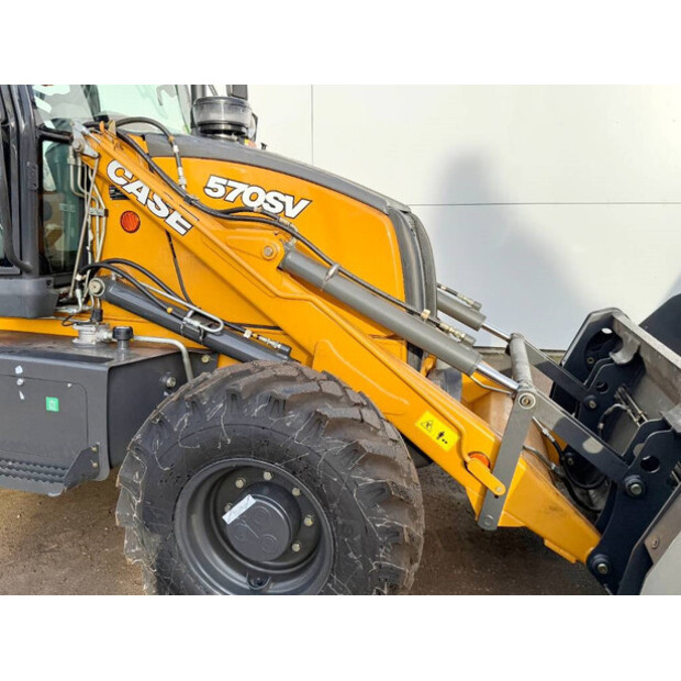 2025 CASE 570SV-44283315