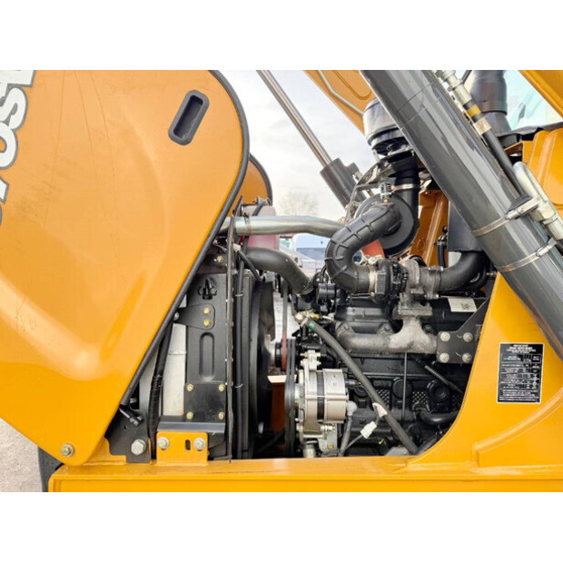 2025 CASE 570SV-44283321