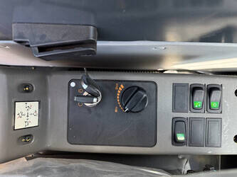 2025-hyundai-r210-1394147-44283333