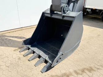 2025-hyundai-r210-1394147-44283337