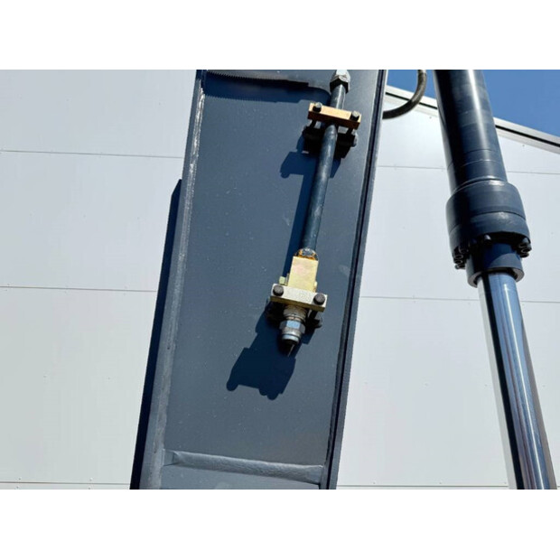 2025 هيونداي R210-44283362