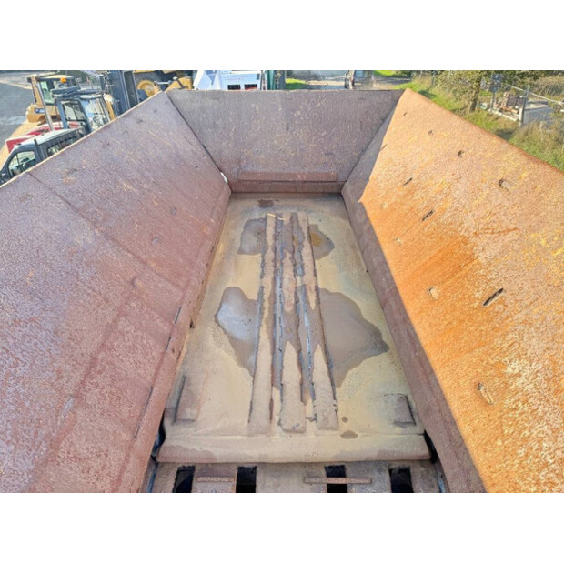 2016 MCCLOSKEY J45-44283423