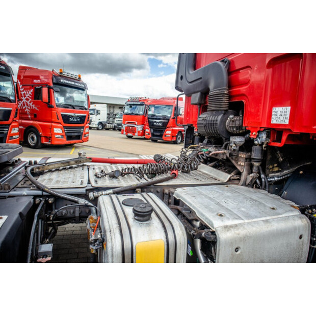 2018 DAF CF 480-44283476