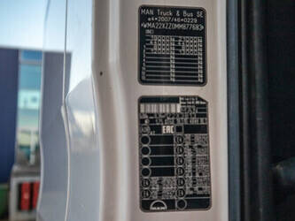 2021-man-tgx-18-510-1394156-44283579