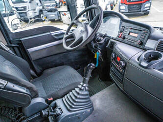 2008-man-tgs-33-440-1394159-44283642