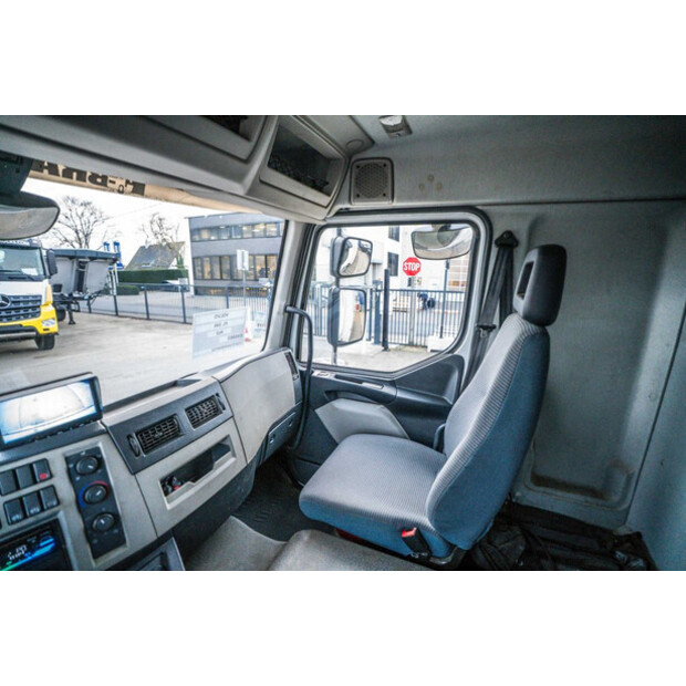 2012 فولفو FL 240-44283705