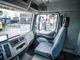 2012-volvo-fl-240-1394161-44283705