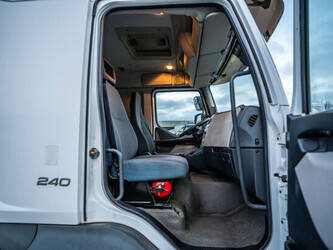 2012-volvo-fl-240-1394161-44283711