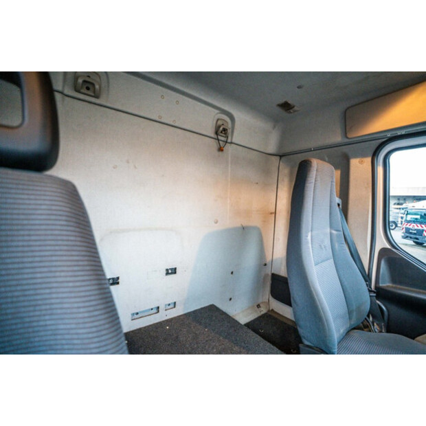 2012 فولفو FL 240-44283717