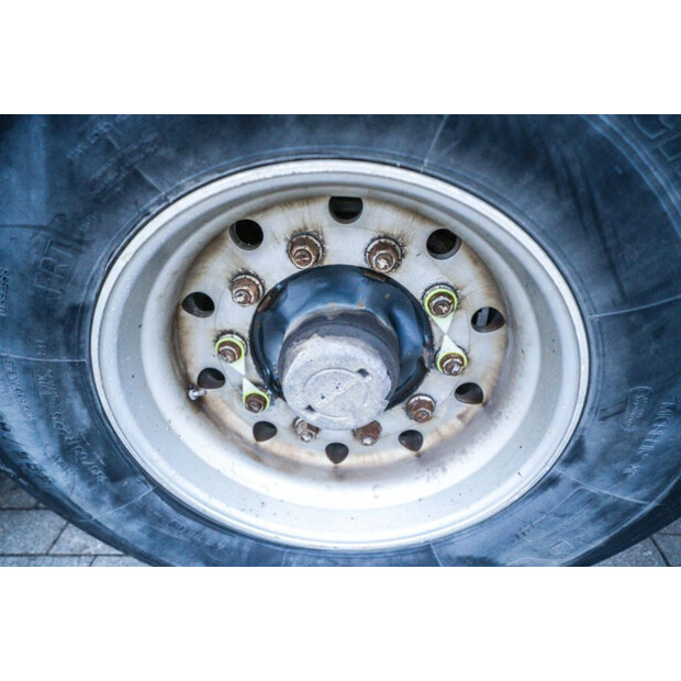 2002 ماجيار Citerne-44283751