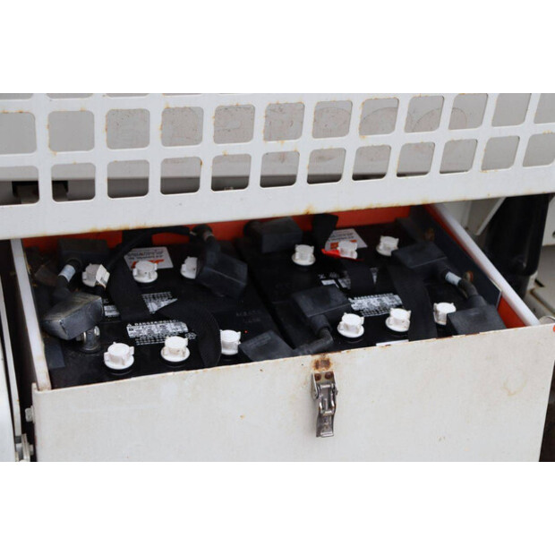 2013 JLG M3369-44283780