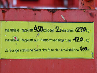 2013-jlg-m3369-44283784