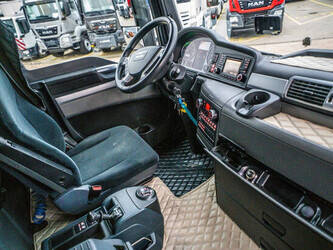 2016-man-tgx-18-440-xlx-bls-1394166-44283805