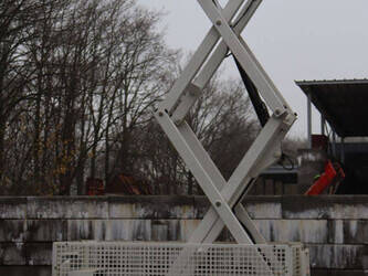 2013-jlg-m3369-44283819