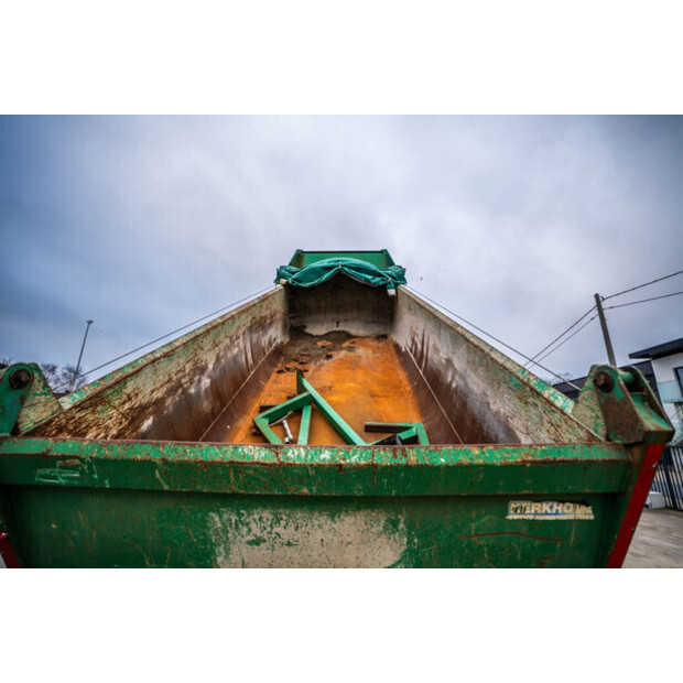 2011 فولفو FMX 420-44283844