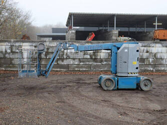 صورة ل رافعات سلة مفصلية 2014 جيني Z-30/20N RJ