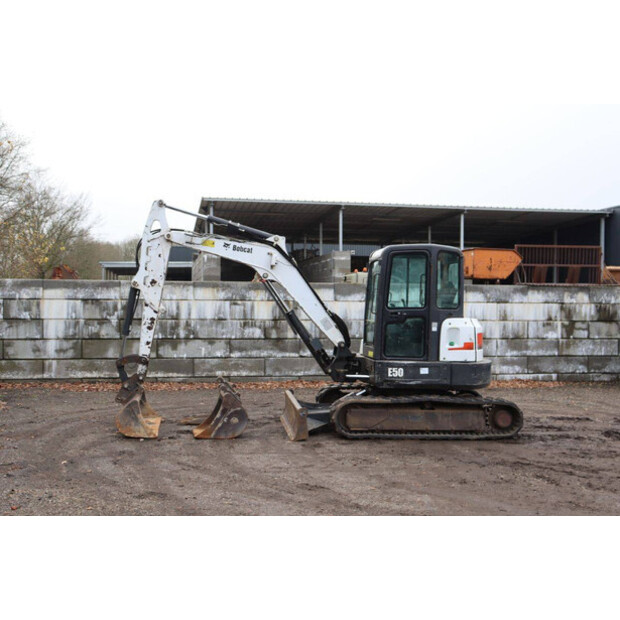 2014 BOBCAT E50-44284041