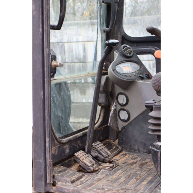 2014 BOBCAT E50-44284075
