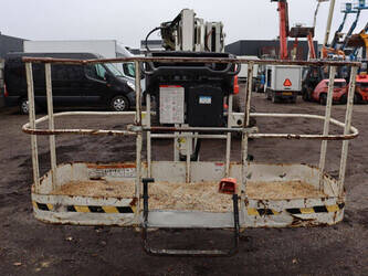 2016-nifty-hr28-44284160