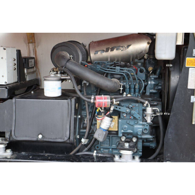 2016 NIFTY HR28-44284177